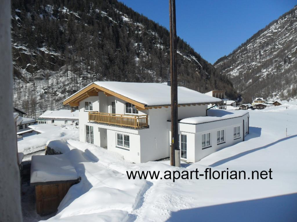 Apart Florian Solden Luaran gambar